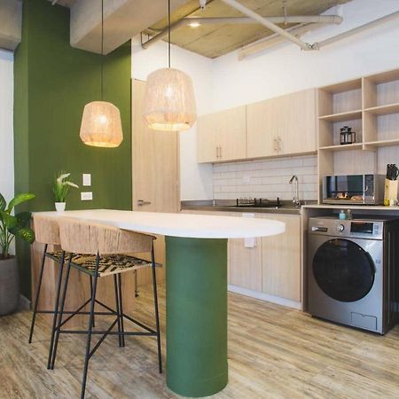 Apartamento Beautiful Loft In Laureles Medellín Exterior foto